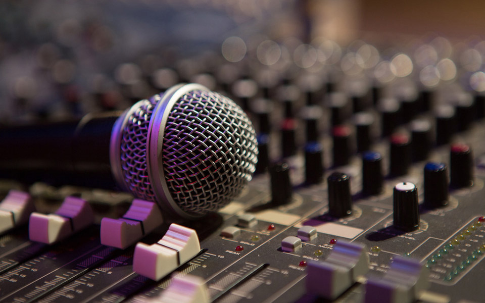 公司榮獲中國(guó)經濟論壇“2021中國(guó)創新榜樣”獎